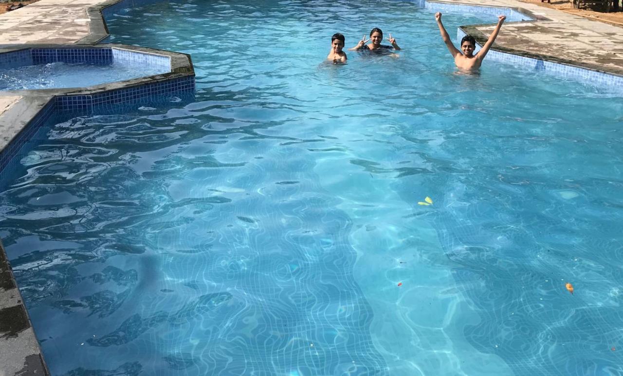 Baaz Jungle Resort Khawāsa Extérieur photo
