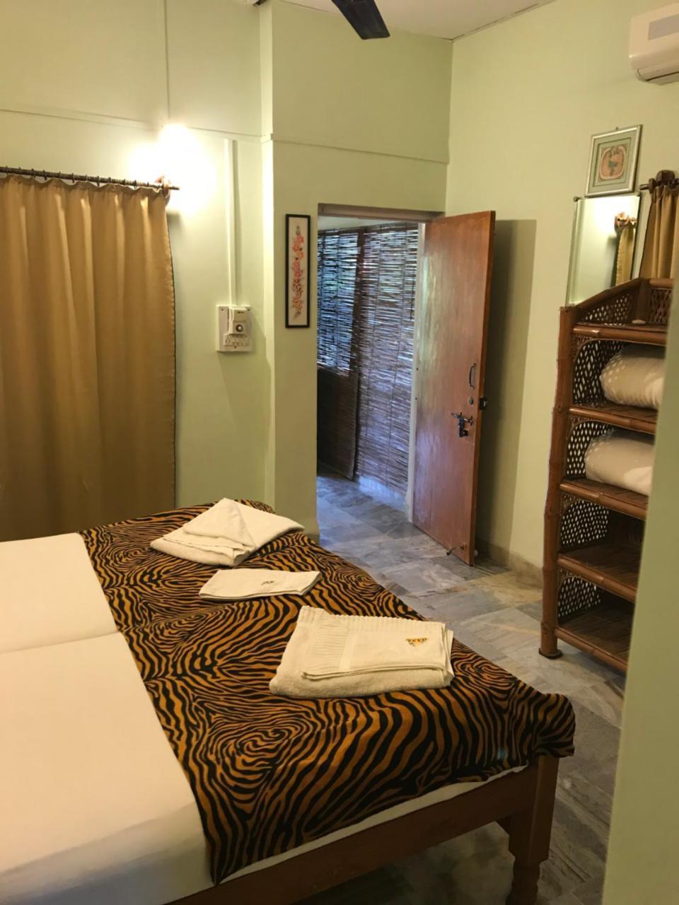 Baaz Jungle Resort Khawāsa Extérieur photo
