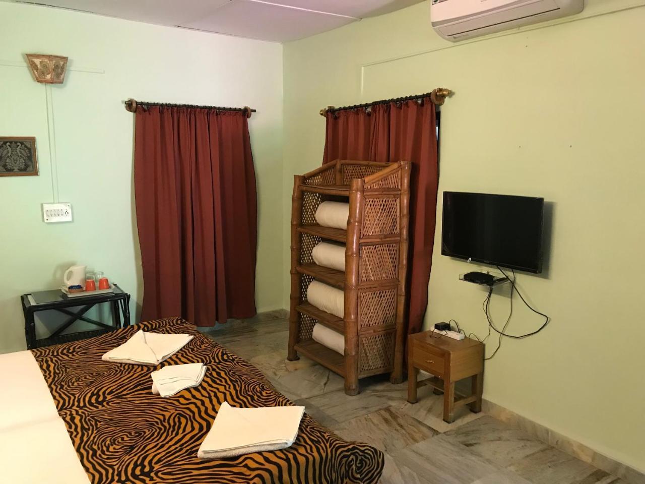 Baaz Jungle Resort Khawāsa Extérieur photo