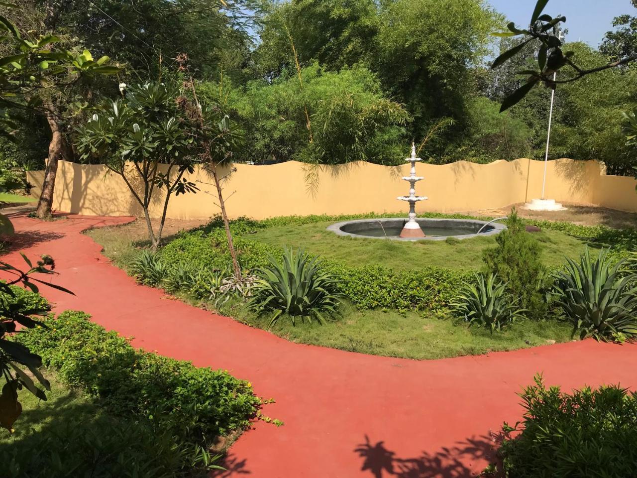 Baaz Jungle Resort Khawāsa Extérieur photo
